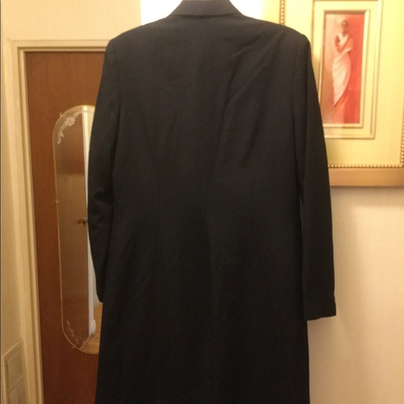 LARRY LEVINE PINSTRIPED 2 PIECE BLACK PANT SUIT - Picture 3 of 10